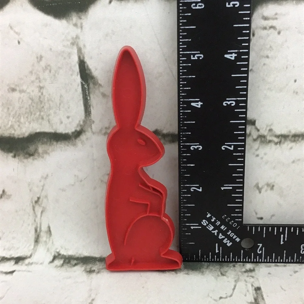 Vintage Tupperware Red Cookie Cutters Turkey Pumpkin‎ Bunny Santa Lot Of 8